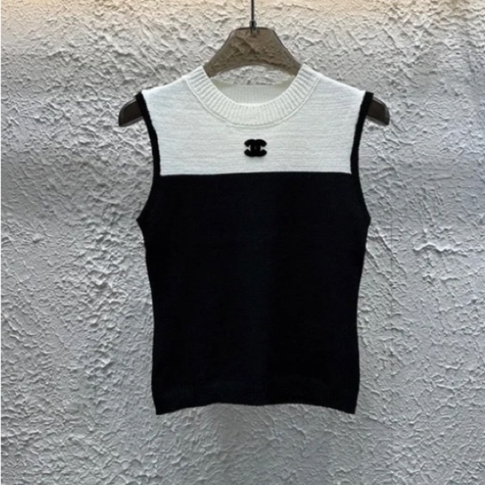 Chanel Black and White Sleeveless Top